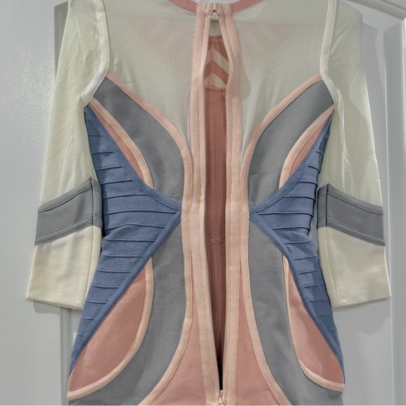 Women’s Small Geometric Panel Bodycon Dress in Pastel Pink, Lavender & Gray - Picture 3 of 3